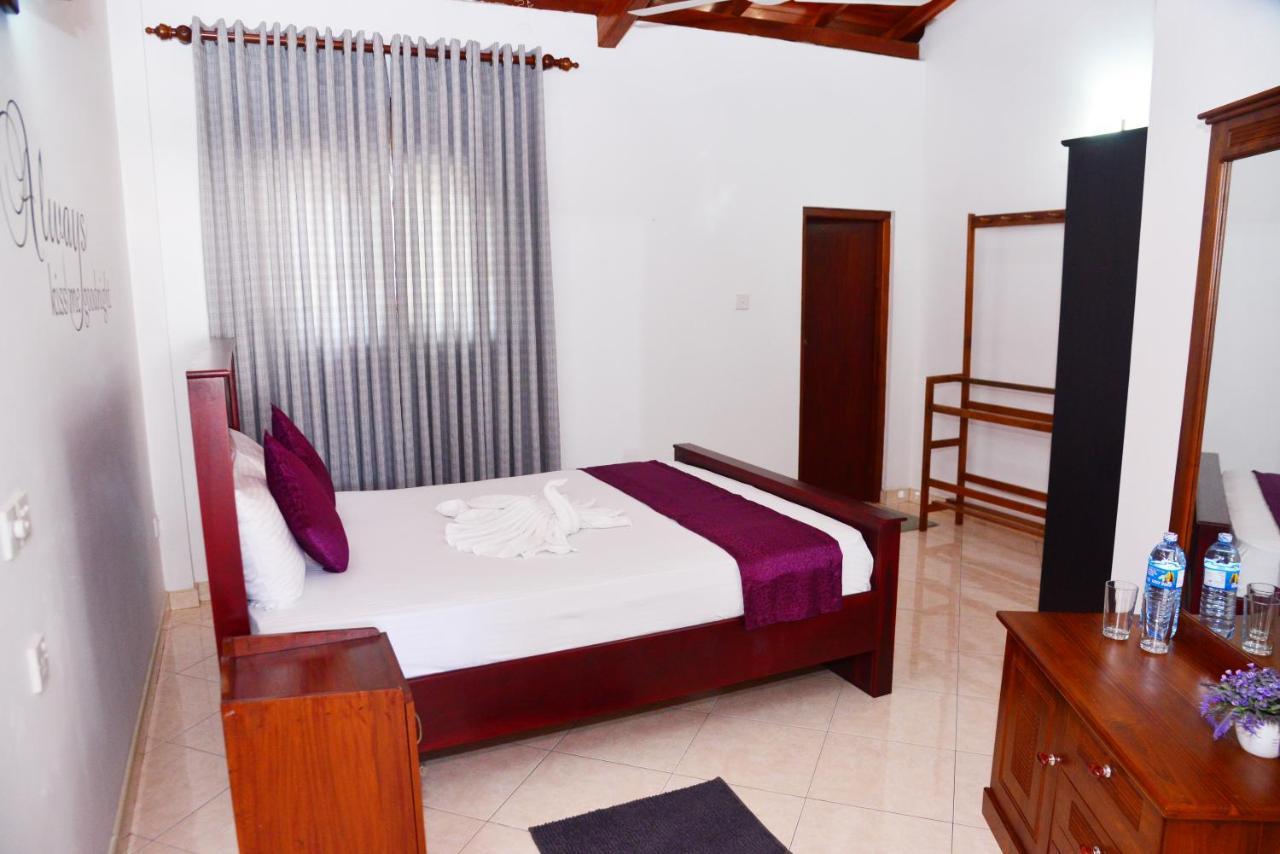 Cinnamon Holiday Inn Hikkaduwa Zewnętrze zdjęcie